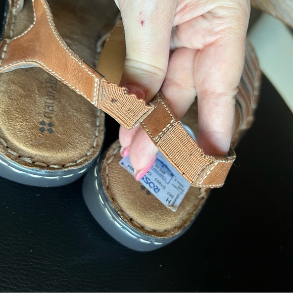 Naturalizer Craft Comfort Sandals, tan leather straps, slip on, size 7, NEW! - Picture 8 of 16